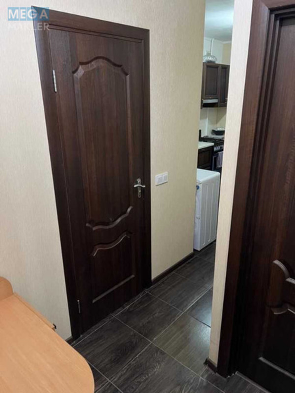 Оренда 1 кімнатної квартири, <a class="location-link" href="/kiev/" title="Недвижимость Київ">Київ</a>, <a class="location-link" href="/kiev/solomenskij/" title="Недвижимость Солом'янський район">Солом'янський р-н</a>, Гладковская ул. (изображение 7)