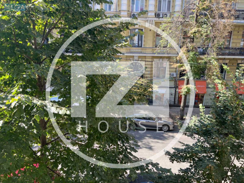 Оренда 4 кімнатні квартири, <a class="location-link" href="/kiev/" title="Недвижимость Київ">Київ</a>, <a class="location-link" href="/kiev/pecherskij/" title="Недвижимость Печерський район">Печерський р-н</a>, Заньковецької вул., 7 (изображение 19)