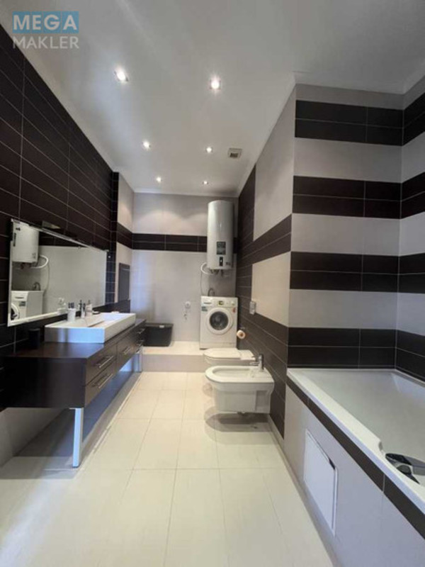 Продаж 4 кімнатної квартири (162/69/14), 8 пов. 9 пов. будинку, <a class="location-link" href="/kiev/" title="Недвижимость Київ">Київ</a>, <a class="location-link" href="/kiev/obolonskij/" title="Недвижимость Оболонський район">Оболонський р-н</a>, Пріорська вул., 10 (изображение 23)