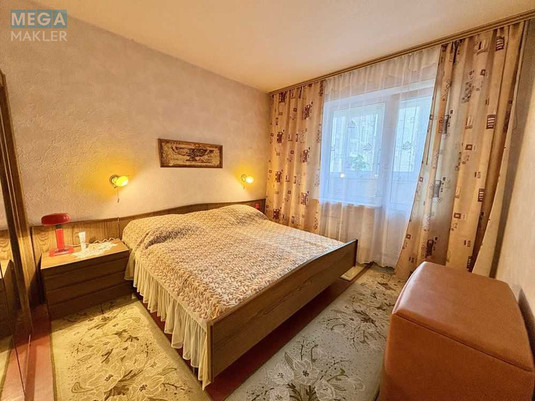 Продаж 3 кімнатної квартири (72/?/8), 3 пов. 16 пов. будинку, <a class="location-link" href="/kiev/" title="Недвижимость Київ">Київ</a>, <a class="location-link" href="/kiev/darnickij/" title="Недвижимость Дарницький район">Дарницький р-н</a>, Степана Олійника вул., 11 (изображение 2)