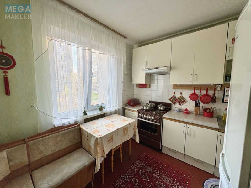 Продаж 3 кімнатної квартири (72/?/8), 3 пов. 16 пов. будинку, <a class="location-link" href="/kiev/" title="Недвижимость Київ">Київ</a>, <a class="location-link" href="/kiev/darnickij/" title="Недвижимость Дарницький район">Дарницький р-н</a>, Степана Олійника вул., 11 (изображение 3)