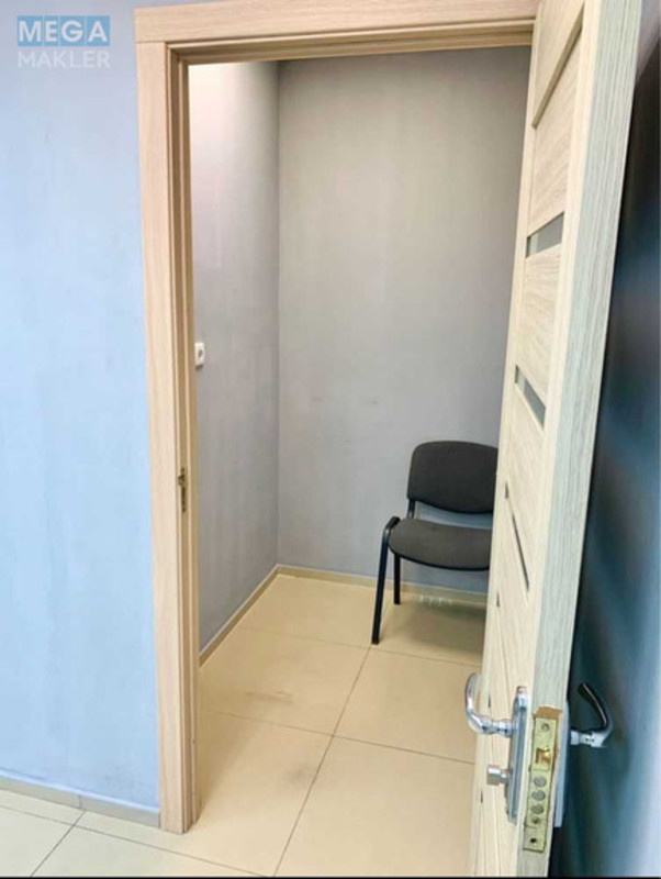 Продаж комерційної нерухомості, 95 кв.м, под магазин, <a class="location-link" href="/kiev/" title="Недвижимость Київ">Київ</a>, <a class="location-link" href="/kiev/obolonskij/" title="Недвижимость Оболонський район">Оболонський р-н</a>, Сім’ї Кульженків вул., 33 (изображение 5)