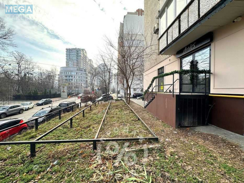 Продаж комерційної нерухомості, 77 кв.м, под магазин, <a class="location-link" href="/kiev/" title="Недвижимость Київ">Київ</a>, <a class="location-link" href="/kiev/pecherskij/" title="Недвижимость Печерський район">Печерський р-н</a>, Драгомирова ул., 6б (изображение 4)