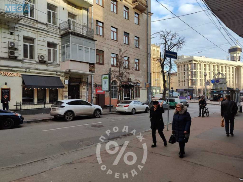Продаж комерційної нерухомості, 500 кв.м, под магазин, <a class="location-link" href="/kiev/" title="Недвижимость Київ">Київ</a>, <a class="location-link" href="/kiev/pecherskij/" title="Недвижимость Печерський район">Печерський р-н</a>, Софиевская ул., 4 (изображение 2)