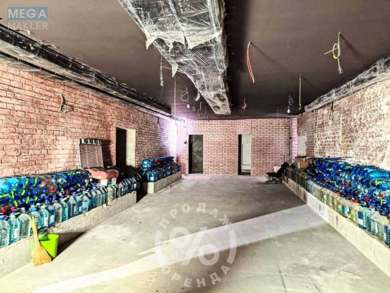 Продаж комерційної нерухомості, 500 кв.м, под магазин, <a class="location-link" href="/kiev/" title="Недвижимость Київ">Київ</a>, <a class="location-link" href="/kiev/pecherskij/" title="Недвижимость Печерський район">Печерський р-н</a>, Софиевская ул., 4 (изображение 9)
