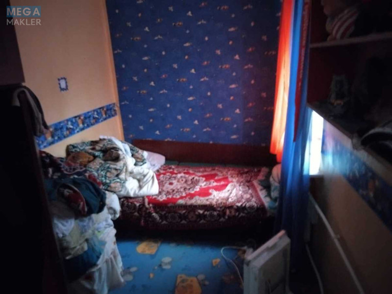 Продаж дома, 1 поверх, 150 кв.м, 5 кімнат, ділянка 6 соток, <a class="location-link" href="/kiev/" title="Недвижимость Київ">Київ</a>, <a class="location-link" href="/kiev/goloseevskij/" title="Недвижимость Голосіївський район">Голосіївський р-н</a>, Армейская ул., 13 (изображение 7)