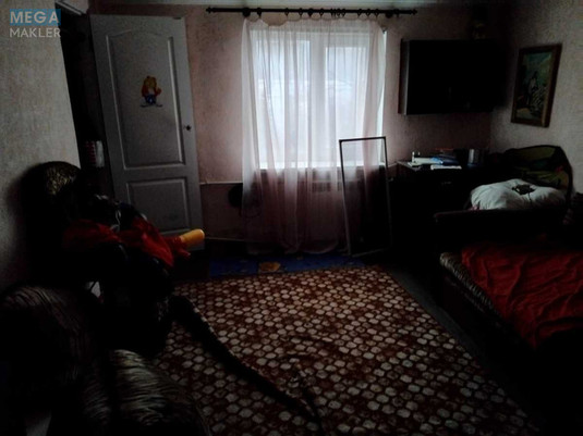 Продаж дома, 1&nbsp; поверх, 150&nbsp;кв.м, 5&nbsp;кімнат, ділянка 6&nbsp;соток, <a class="location-link" href="/kiev/" title="Недвижимость Київ">Київ</a>, <a class="location-link" href="/kiev/goloseevskij/" title="Недвижимость Голосіївський район">Голосіївський р-н</a>, Армейская ул., 13 (изображение 8)
