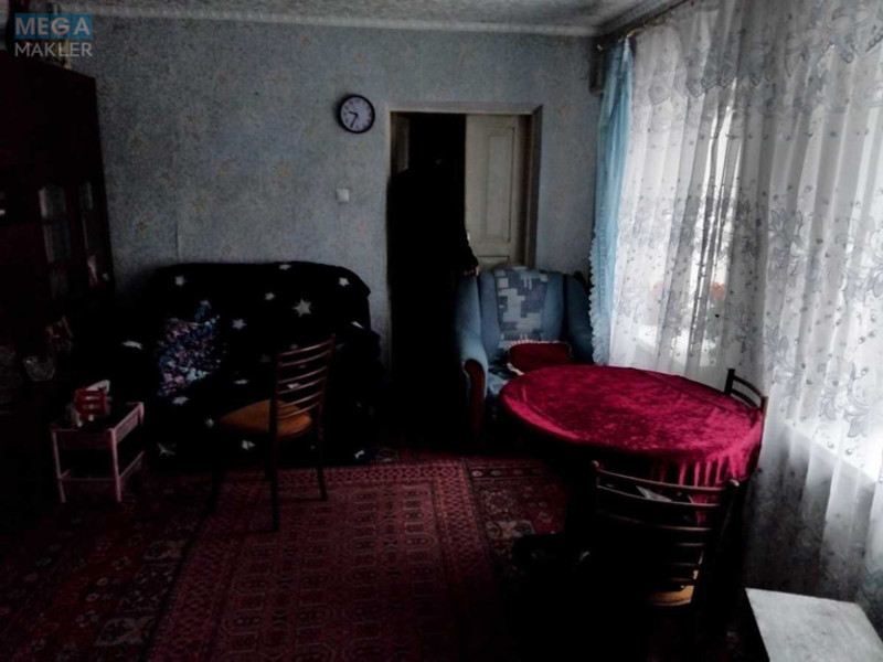 Продаж дома, 1 поверх, 150 кв.м, 5 кімнат, ділянка 6 соток, <a class="location-link" href="/kiev/" title="Недвижимость Київ">Київ</a>, <a class="location-link" href="/kiev/goloseevskij/" title="Недвижимость Голосіївський район">Голосіївський р-н</a>, Армейская ул., 13 (изображение 11)