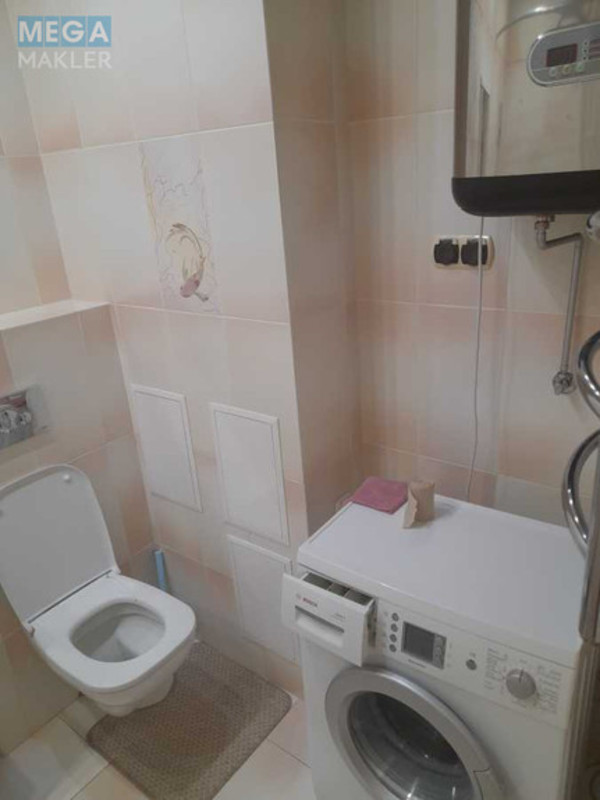 Оренда 1 кімнатної квартири, <a class="location-link" href="/kiev/" title="Недвижимость Київ">Київ</a>, <a class="location-link" href="/kiev/darnickij/" title="Недвижимость Дарницький район">Дарницький р-н</a>, Бориса Гмыри ул., 4 (изображение 5)