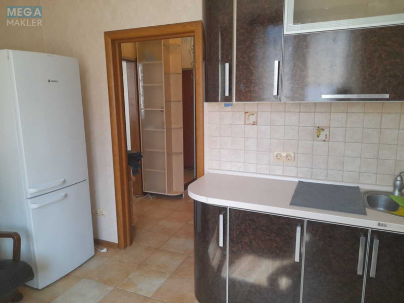 Оренда 1 кімнатної квартири, <a class="location-link" href="/kiev/" title="Недвижимость Київ">Київ</a>, <a class="location-link" href="/kiev/darnickij/" title="Недвижимость Дарницький район">Дарницький р-н</a>, Бориса Гмыри ул., 4 (изображение 9)