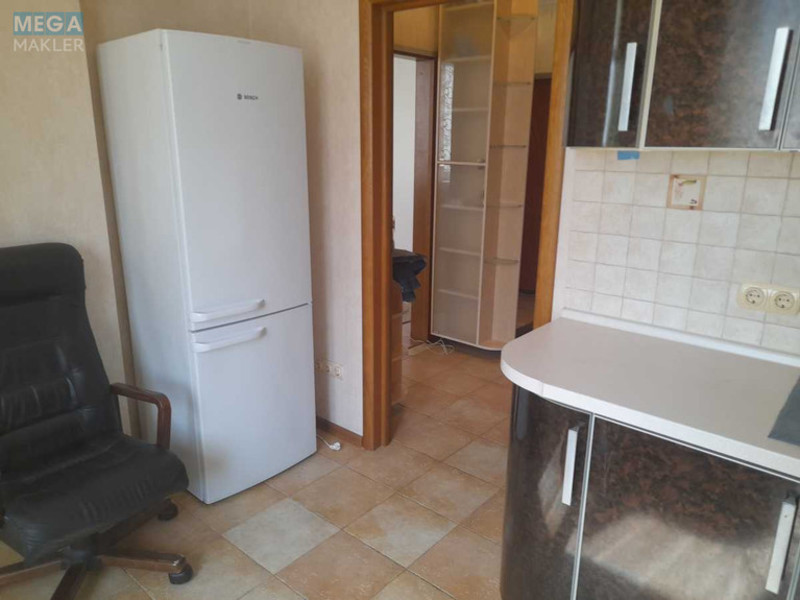 Оренда 1 кімнатної квартири, <a class="location-link" href="/kiev/" title="Недвижимость Київ">Київ</a>, <a class="location-link" href="/kiev/darnickij/" title="Недвижимость Дарницький район">Дарницький р-н</a>, Бориса Гмыри ул., 4 (изображение 10)