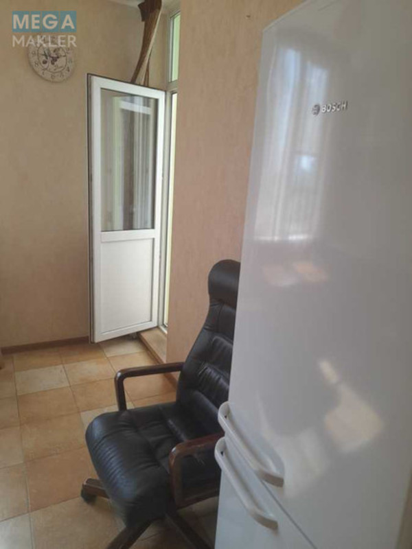 Оренда 1 кімнатної квартири, <a class="location-link" href="/kiev/" title="Недвижимость Київ">Київ</a>, <a class="location-link" href="/kiev/darnickij/" title="Недвижимость Дарницький район">Дарницький р-н</a>, Бориса Гмыри ул., 4 (изображение 12)