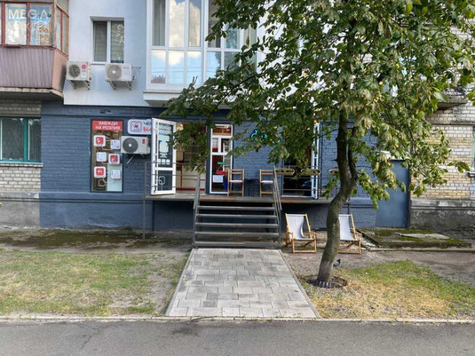 Оренда комерційної нерухомості, 45&nbsp;кв.м, под магазин, <a class="location-link" href="/kiev/" title="Недвижимость Київ">Київ</a>, <a class="location-link" href="/kiev/dneprovskij/" title="Недвижимость Дніпровський район">Дніпровський р-н</a>, Краківська вул., 14 (изображение 8)