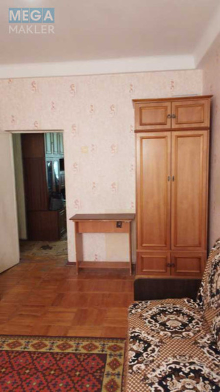 Продаж 2 кімнатної квартири (42/30/6), 1 пов. 5 пов. будинку, <a class="location-link" href="/kiev/" title="Недвижимость Київ">Київ</a>, <a class="location-link" href="/kiev/solomenskij/" title="Недвижимость Солом'янський район">Солом'янський р-н</a>, Авіаконструктора Антонова вул., 47 (изображение 2)