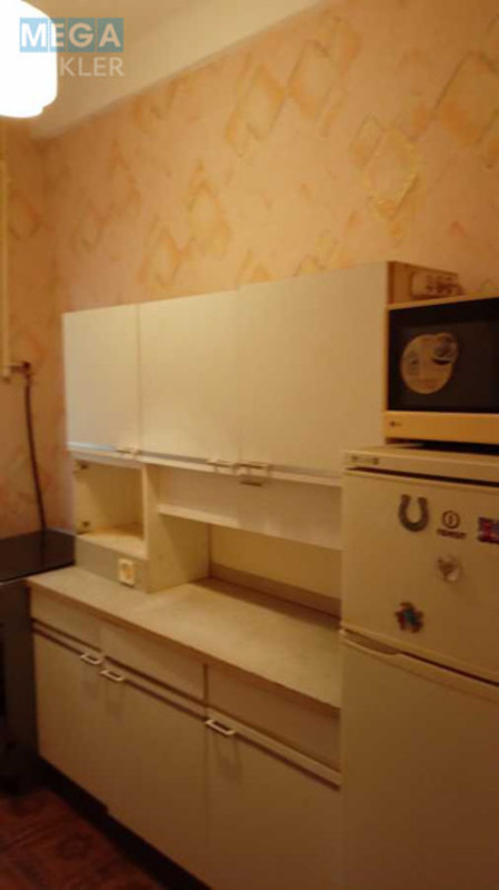 Продаж 2 кімнатної квартири (42/30/6), 1 пов. 5 пов. будинку, <a class="location-link" href="/kiev/" title="Недвижимость Київ">Київ</a>, <a class="location-link" href="/kiev/solomenskij/" title="Недвижимость Солом'янський район">Солом'янський р-н</a>, Авіаконструктора Антонова вул., 47 (изображение 5)