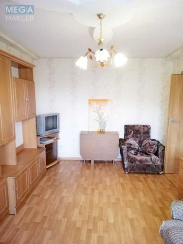 Продаж 2 кімнатної квартири (44/29/6), 5 пов. 9 пов. будинку, <a class="location-link" href="/kiev/" title="Недвижимость Київ">Київ</a>, <a class="location-link" href="/kiev/goloseevskij/" title="Недвижимость Голосіївський район">Голосіївський р-н</a>, Валерія Лобановського просп., 196 (изображение 3)