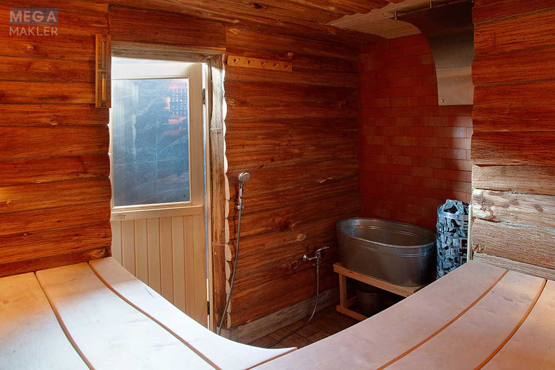Продаж дома, 3 поверху, 337 кв.м, 8 кімнат, ділянка 10 соток, <a class="location-link" href="/kiev/" title="Недвижимость Київ">Київ</a>, <a class="location-link" href="/kiev/darnickij/" title="Недвижимость Дарницький район">Дарницький р-н</a>, 1-й Дружби пров., 8 (изображение 16)