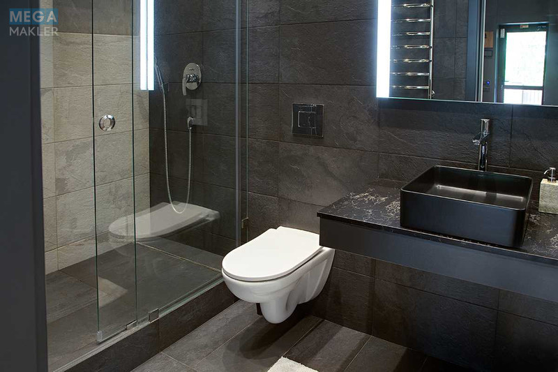 Продаж дома, 3 поверху, 337 кв.м, 8 кімнат, ділянка 10 соток, <a class="location-link" href="/kiev/" title="Недвижимость Київ">Київ</a>, <a class="location-link" href="/kiev/darnickij/" title="Недвижимость Дарницький район">Дарницький р-н</a>, 1-й Дружби пров., 8 (изображение 22)