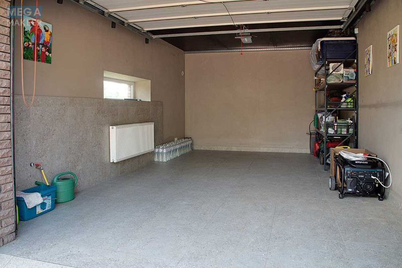 Продаж дома, 3 поверху, 337 кв.м, 8 кімнат, ділянка 10 соток, <a class="location-link" href="/kiev/" title="Недвижимость Київ">Київ</a>, <a class="location-link" href="/kiev/darnickij/" title="Недвижимость Дарницький район">Дарницький р-н</a>, 1-й Дружби пров., 8 (изображение 23)