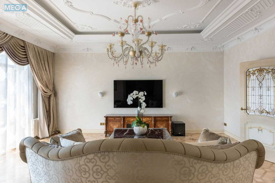 Продаж 5 кімнатної квартири (212/112/22), 10 пов. 12 пов. будинку, <a class="location-link" href="/kiev/" title="Недвижимость Київ">Київ</a>, <a class="location-link" href="/kiev/pecherskij/" title="Недвижимость Печерський район">Печерський р-н</a>, Крещатик ул., 27б (изображение 4)