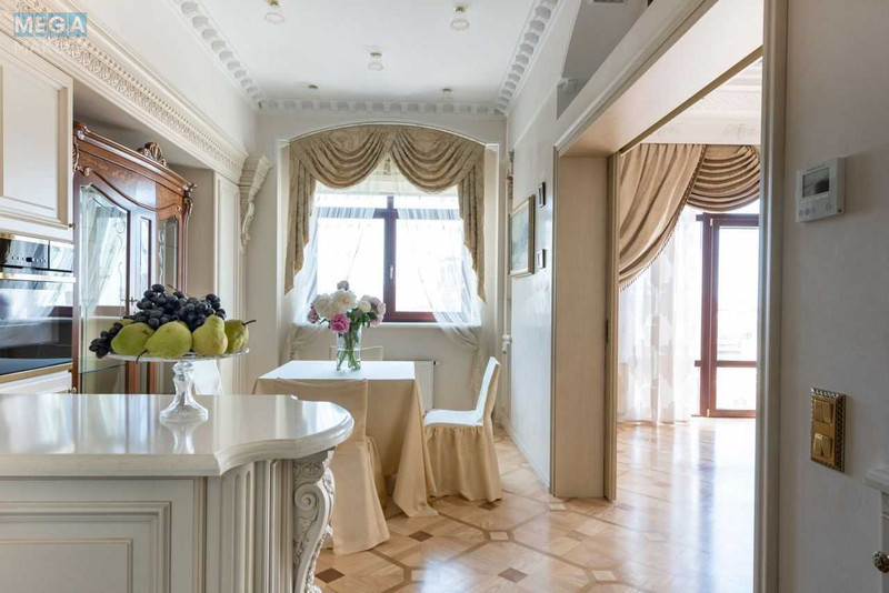 Продаж 5 кімнатної квартири (212/112/22), 10 пов. 12 пов. будинку, <a class="location-link" href="/kiev/" title="Недвижимость Київ">Київ</a>, <a class="location-link" href="/kiev/pecherskij/" title="Недвижимость Печерський район">Печерський р-н</a>, Крещатик ул., 27б (изображение 5)