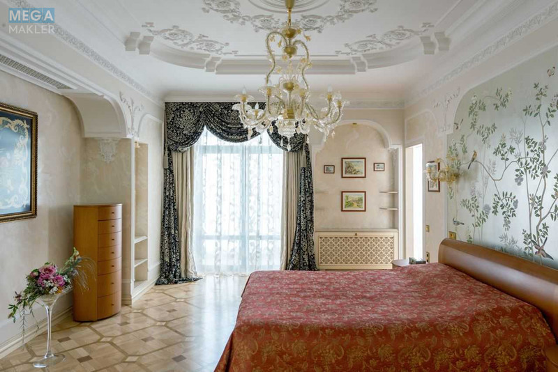 Продаж 5 кімнатної квартири (212/112/22), 10 пов. 12 пов. будинку, <a class="location-link" href="/kiev/" title="Недвижимость Київ">Київ</a>, <a class="location-link" href="/kiev/pecherskij/" title="Недвижимость Печерський район">Печерський р-н</a>, Крещатик ул., 27б (изображение 14)