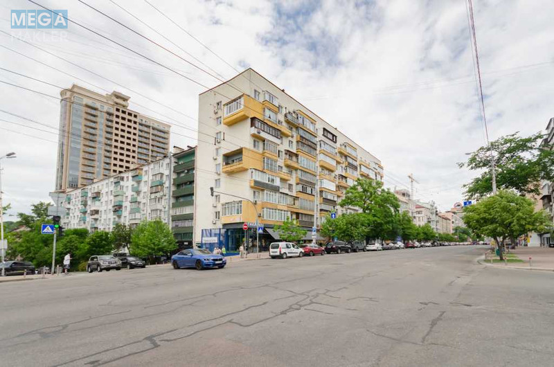 Продаж 2 кімнатної квартири (45/27/8), 3 пов. 9 пов. будинку, <a class="location-link" href="/kiev/" title="Недвижимость Київ">Київ</a>, <a class="location-link" href="/kiev/goloseevskij/" title="Недвижимость Голосіївський район">Голосіївський р-н</a>, Велика Васильківська вул., 112 (изображение 10)