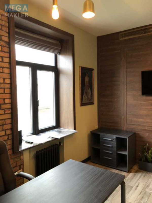 Оренда комерційної нерухомості, 62 кв.м, под офис, <a class="location-link" href="/kiev/" title="Недвижимость Київ">Київ</a>, <a class="location-link" href="/kiev/pecherskij/" title="Недвижимость Печерський район">Печерський р-н</a>, Крещатик ул., 21 (изображение 8)