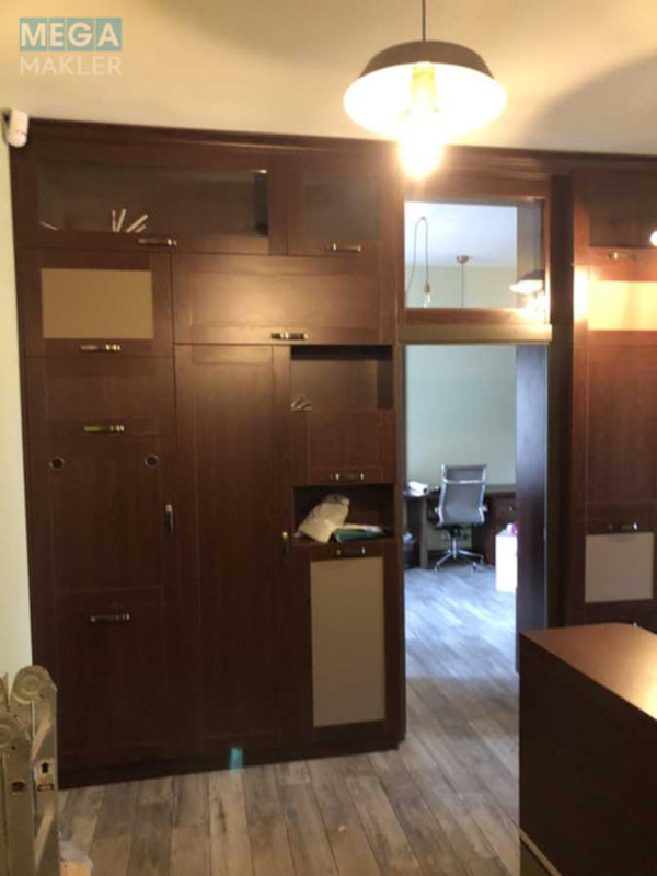 Оренда комерційної нерухомості, 62 кв.м, под офис, <a class="location-link" href="/kiev/" title="Недвижимость Київ">Київ</a>, <a class="location-link" href="/kiev/pecherskij/" title="Недвижимость Печерський район">Печерський р-н</a>, Крещатик ул., 21 (изображение 19)