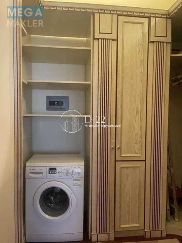 Оренда 3 кімнатної квартири, <a class="location-link" href="/kiev/" title="Недвижимость Київ">Київ</a>, <a class="location-link" href="/kiev/pecherskij/" title="Недвижимость Печерський район">Печерський р-н</a>, Старонаводницька вулиця, 6б (изображение 8)