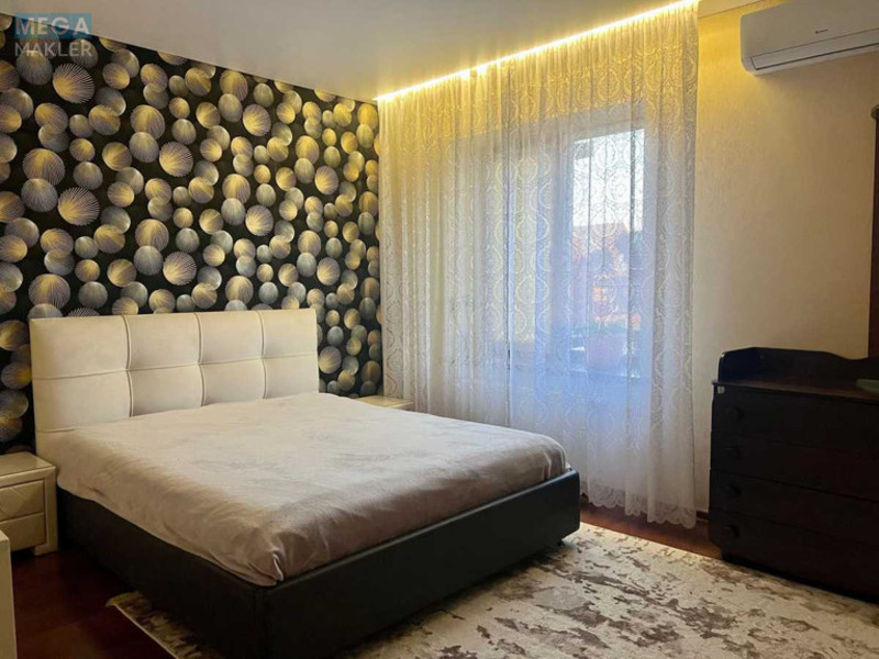 Продаж дома, 3 поверху, 126 кв.м, 4 кімнати, ділянка 3 сотки, <a class="location-link" href="/vishnevoe/" title="Недвижимость Вишневе">Вишневе</a>, <a class="location-link" href="/vishnevoe/pridneprovskij/" title="Недвижимость Приднепровский район">Приднепровский р-н</a>, Богдана Хмельницкого, 10 (изображение 10)