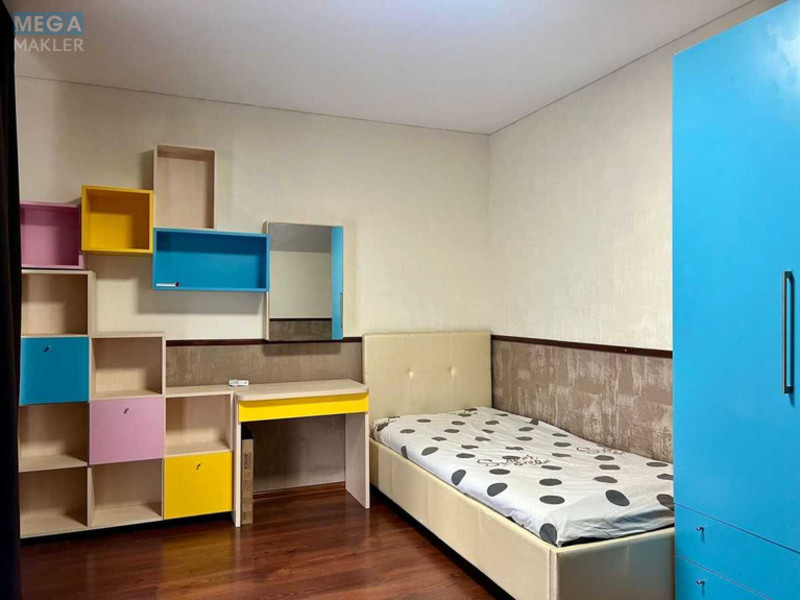 Продаж дома, 3 поверху, 126 кв.м, 4 кімнати, ділянка 3 сотки, <a class="location-link" href="/vishnevoe/" title="Недвижимость Вишневе">Вишневе</a>, <a class="location-link" href="/vishnevoe/pridneprovskij/" title="Недвижимость Приднепровский район">Приднепровский р-н</a>, Богдана Хмельницкого, 10 (изображение 13)