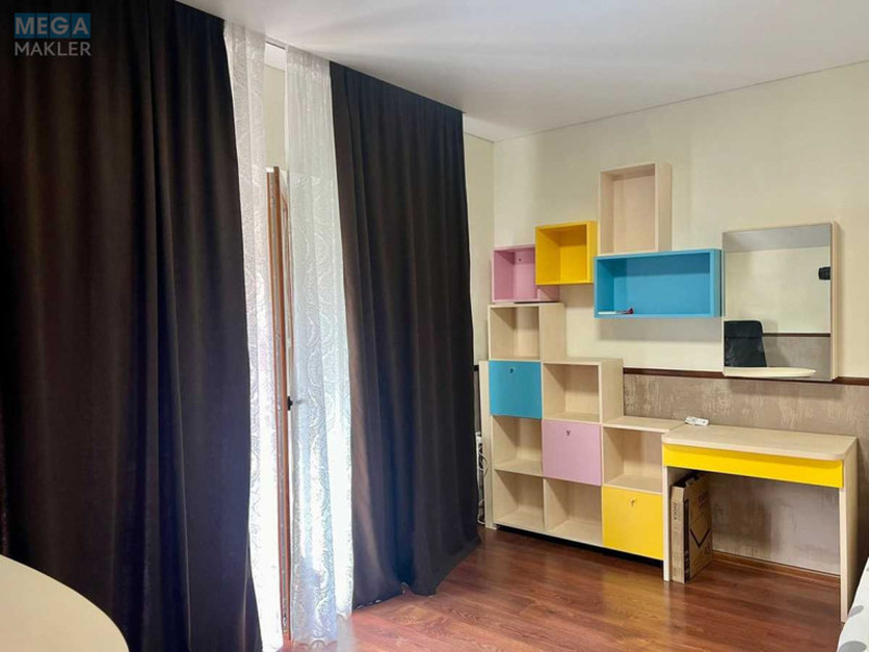 Продаж дома, 3 поверху, 126 кв.м, 4 кімнати, ділянка 3 сотки, <a class="location-link" href="/vishnevoe/" title="Недвижимость Вишневе">Вишневе</a>, <a class="location-link" href="/vishnevoe/pridneprovskij/" title="Недвижимость Приднепровский район">Приднепровский р-н</a>, Богдана Хмельницкого, 10 (изображение 14)