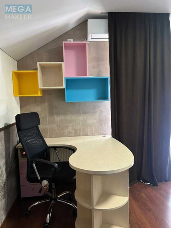 Продаж дома, 3 поверху, 126 кв.м, 4 кімнати, ділянка 3 сотки, <a class="location-link" href="/vishnevoe/" title="Недвижимость Вишневе">Вишневе</a>, <a class="location-link" href="/vishnevoe/pridneprovskij/" title="Недвижимость Приднепровский район">Приднепровский р-н</a>, Богдана Хмельницкого, 10 (изображение 16)