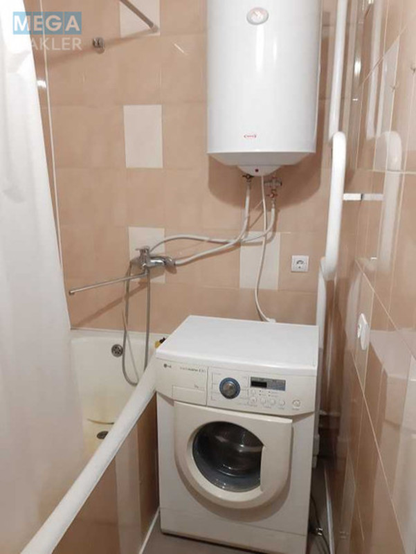 Оренда 1 кімнатної квартири, <a class="location-link" href="/kiev/" title="Недвижимость Київ">Київ</a>, <a class="location-link" href="/kiev/podolskij/" title="Недвижимость Подільський район">Подільський р-н</a>, Георгия Гонгадзе просп., 30 (изображение 17)