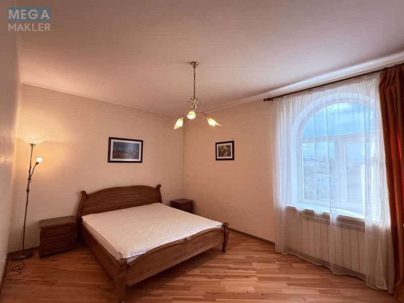 Оренда дома, <a class="location-link" href="/kiev/" title="Недвижимость Київ">Київ</a>, <a class="location-link" href="/kiev/goloseevskij/" title="Недвижимость Голосіївський район">Голосіївський р-н</a>, Листопадная ул. (изображение 12)