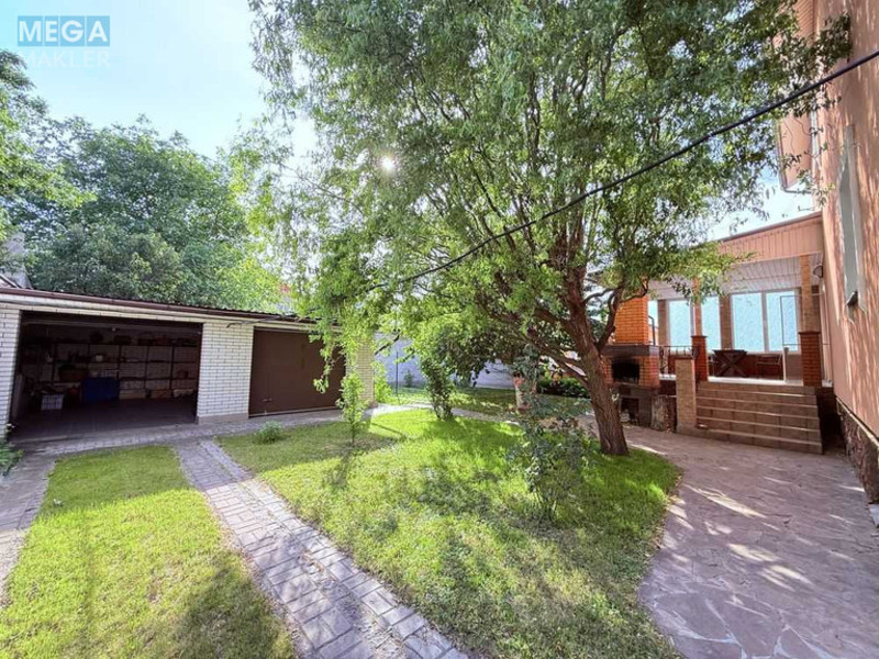 Оренда дома, <a class="location-link" href="/kiev/" title="Недвижимость Київ">Київ</a>, <a class="location-link" href="/kiev/goloseevskij/" title="Недвижимость Голосіївський район">Голосіївський р-н</a>, Листопадная ул. (изображение 22)