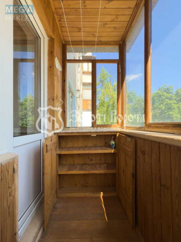 Продаж 2 кімнатної квартири (40/24/7), 3 пов. 5 пов. будинку, <a class="location-link" href="/kiev/" title="Недвижимость Київ">Київ</a>, <a class="location-link" href="/kiev/dneprovskij/" title="Недвижимость Дніпровський район">Дніпровський р-н</a>, Перова бульв., 22 (изображение 10)