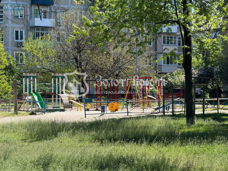 Продаж 2 кімнатної квартири (40/24/7), 3 пов. 5 пов. будинку, <a class="location-link" href="/kiev/" title="Недвижимость Київ">Київ</a>, <a class="location-link" href="/kiev/dneprovskij/" title="Недвижимость Дніпровський район">Дніпровський р-н</a>, Перова бульв., 22 (изображение 18)