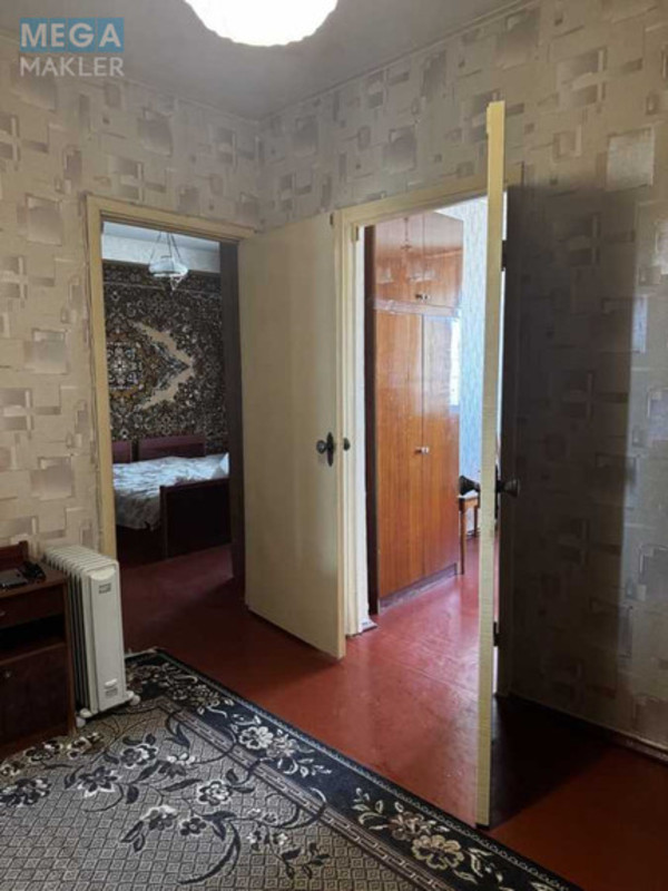 Продаж 3 кімнатної квартири (74/64/10), 16 пов. 16 пов. будинку, <a class="location-link" href="/kiev/" title="Недвижимость Київ">Київ</a>, <a class="location-link" href="/kiev/solomenskij/" title="Недвижимость Солом'янський район">Солом'янський р-н</a>, Вадима Гетьмана вул., 46 (изображение 9)