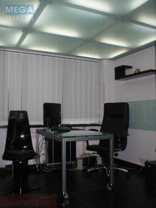 Продаж комерційної нерухомості, 131 кв.м, под офис, <a class="location-link" href="/kiev/" title="Недвижимость Київ">Київ</a>, <a class="location-link" href="/kiev/goloseevskij/" title="Недвижимость Голосіївський район">Голосіївський р-н</a>, Феодосийский пер., 14 (изображение 6)