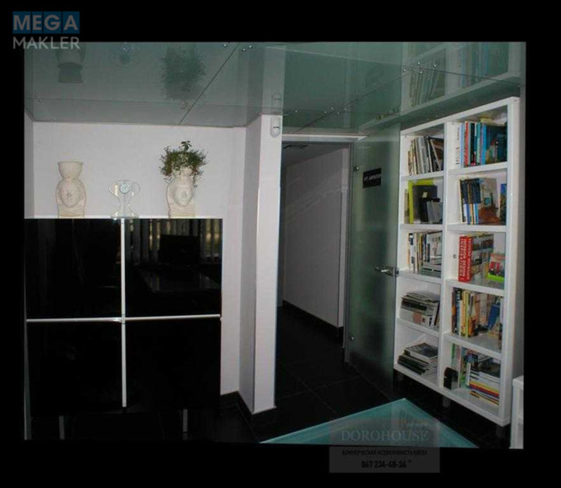 Продаж комерційної нерухомості, 131 кв.м, под офис, <a class="location-link" href="/kiev/" title="Недвижимость Київ">Київ</a>, <a class="location-link" href="/kiev/goloseevskij/" title="Недвижимость Голосіївський район">Голосіївський р-н</a>, Феодосийский пер., 14 (изображение 8)