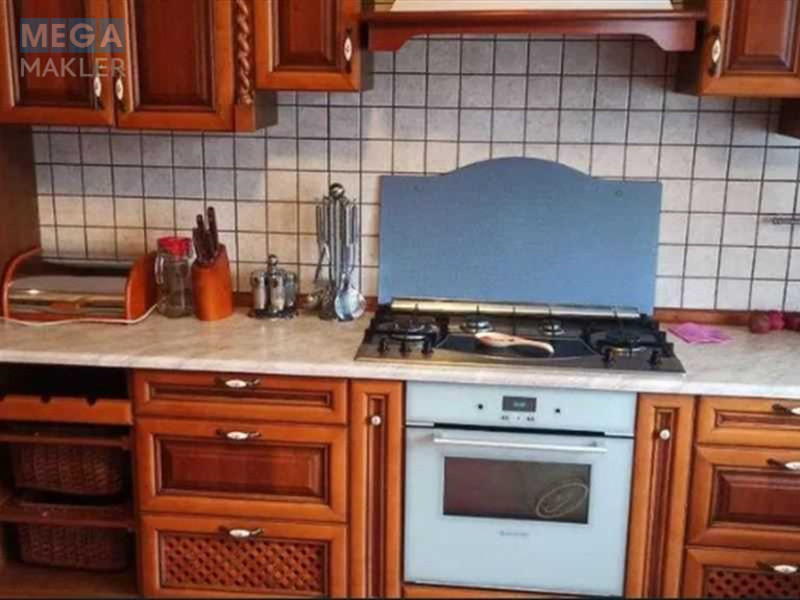Продаж дома, 3 поверху, 536 кв.м, 11 кімнат, ділянка 22 сотки, <a class="location-link" href="/ranevichi/" title="Недвижимость Раневичі">Раневичі</a>, Садова, 1 (изображение 3)
