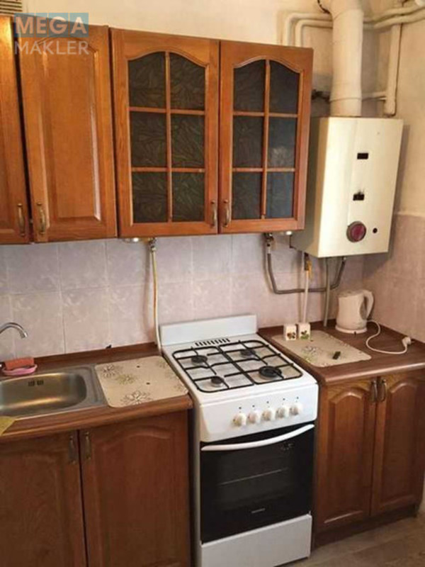 Оренда 1 кімнатної квартири, <a class="location-link" href="/kiev/" title="Недвижимость Київ">Київ</a>, <a class="location-link" href="/kiev/shevchenkovskij/" title="Недвижимость Шевченківський район">Шевченківський р-н</a>, Владимира Сальского ул., 3 (изображение 6)