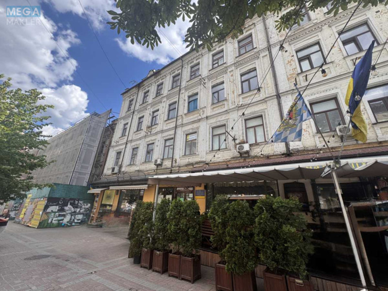 Оренда комерційної нерухомості, 900 кв.м, под офис, <a class="location-link" href="/kiev/" title="Недвижимость Київ">Київ</a>, <a class="location-link" href="/kiev/shevchenkovskij/" title="Недвижимость Шевченківський район">Шевченківський р-н</a>, Богдана Хмельницкого ул., 3 (изображение 3)