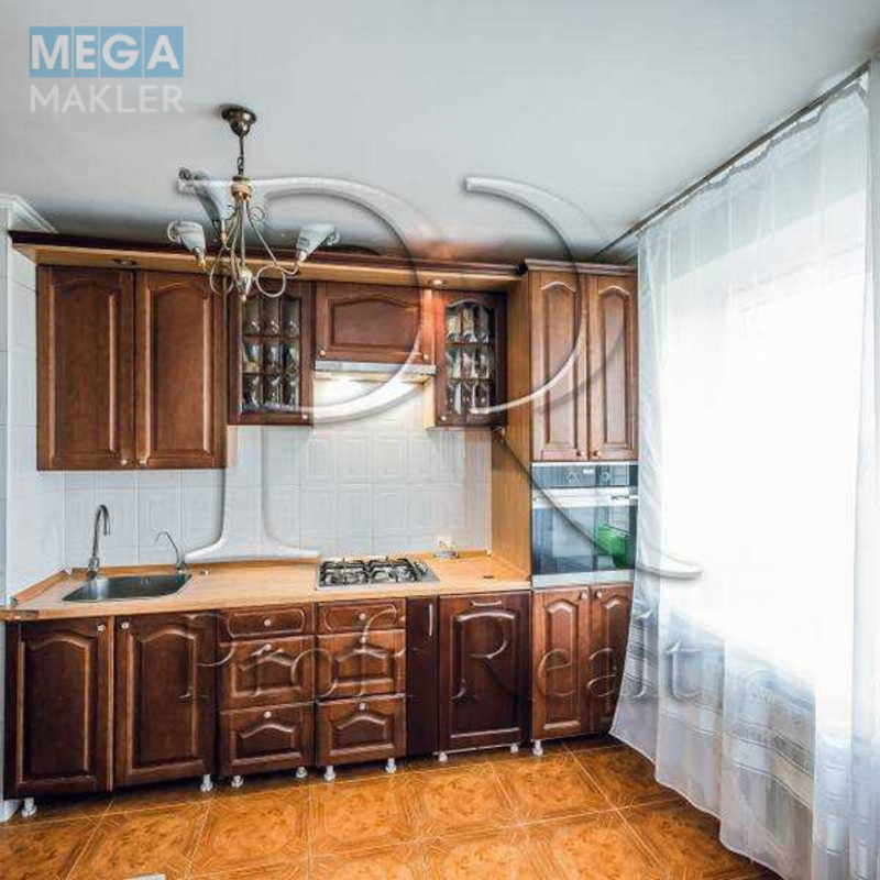 Продаж 3 кімнатної квартири (70/40/7), 6 пов. 14 пов. будинку, <a class="location-link" href="/kiev/" title="Недвижимость Київ">Київ</a>, <a class="location-link" href="/kiev/svyatoshinskij/" title="Недвижимость Святошинський район">Святошинський р-н</a>, Симиренка вулиця, 2/19 (изображение 10)