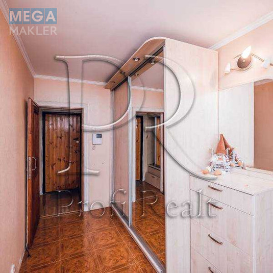 Продаж 3 кімнатної квартири (70/40/7), 6 пов. 14 пов. будинку, <a class="location-link" href="/kiev/" title="Недвижимость Київ">Київ</a>, <a class="location-link" href="/kiev/svyatoshinskij/" title="Недвижимость Святошинський район">Святошинський р-н</a>, Симиренка вулиця, 2/19 (изображение 15)