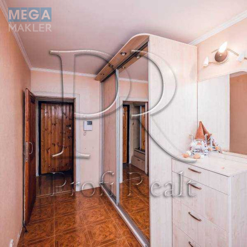 Продаж 3 кімнатної квартири (70/40/7), 6 пов. 14 пов. будинку, <a class="location-link" href="/kiev/" title="Недвижимость Київ">Київ</a>, <a class="location-link" href="/kiev/svyatoshinskij/" title="Недвижимость Святошинський район">Святошинський р-н</a>, Симиренка вулиця, 2/19 (изображение 15)