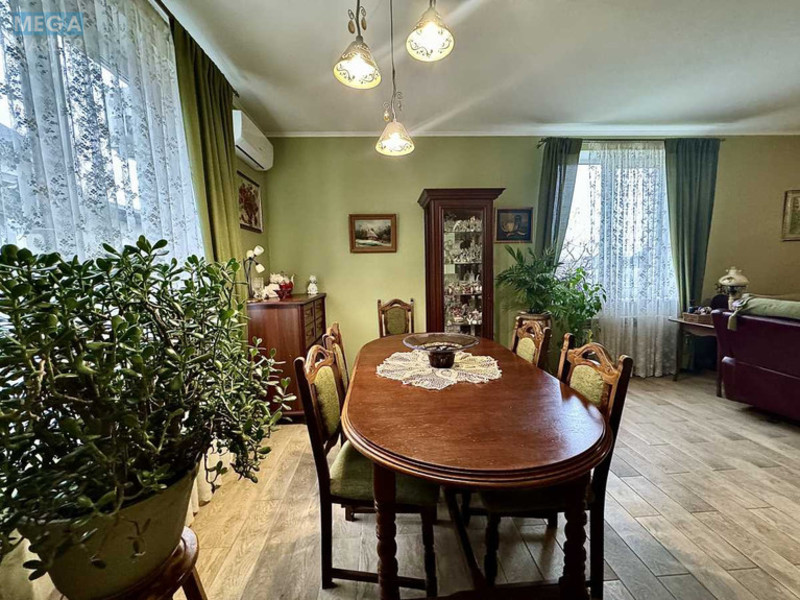 Продаж дома, 2 поверху, 160 кв.м, 4 кімнати, ділянка 6 соток, <a class="location-link" href="/oseshina/" title="Недвижимость Осещина">Осещина</a>, Лугова (изображение 3)