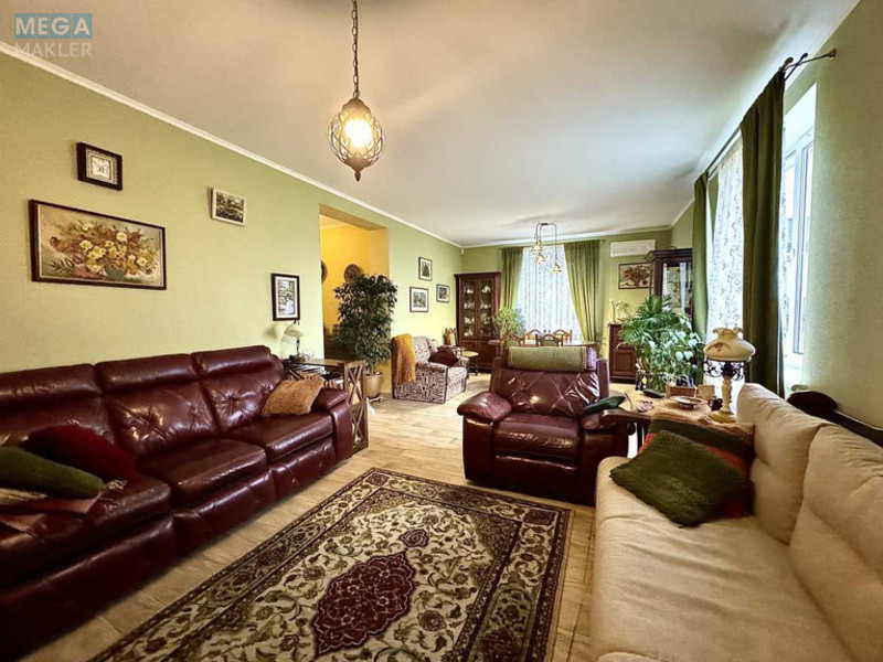 Продаж дома, 2 поверху, 160 кв.м, 4 кімнати, ділянка 6 соток, <a class="location-link" href="/oseshina/" title="Недвижимость Осещина">Осещина</a>, Лугова (изображение 4)